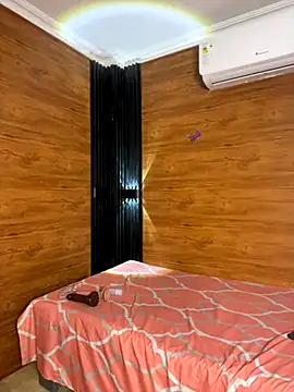 Eva Feller69 online show from 13, 11, 2025