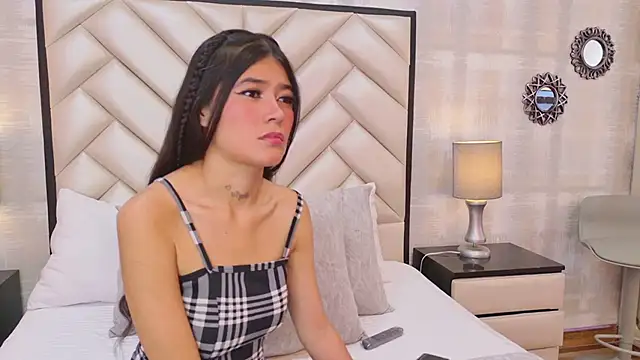 Snapshot of CristalShayy chatting on 26, 2, 2026 CristalShayy online show from 26, 2, 2026