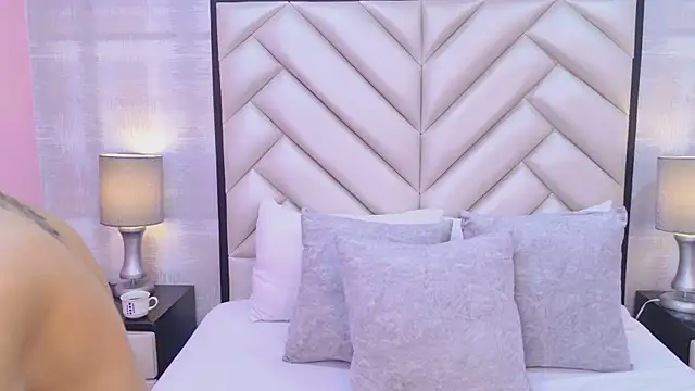 Snapshot of CristalShayy chatting on 18, 2, 2026 CristalShayy online show from 18, 2, 2026