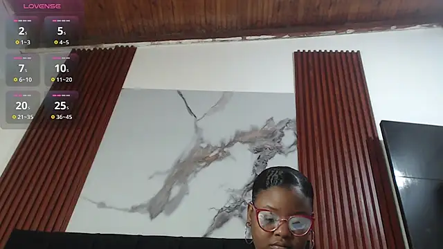 Snapshot of Kim_Browns chatting on 11, 7, 2026 Kim Browns online show from 11, 7, 2026