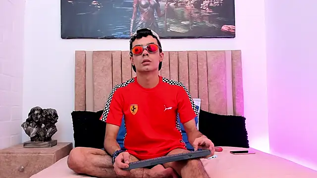 Timothe Evans online show from 12, 11, 2025