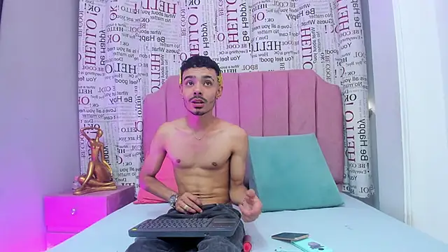 Timothe Evans online show from 21, 10, 2025