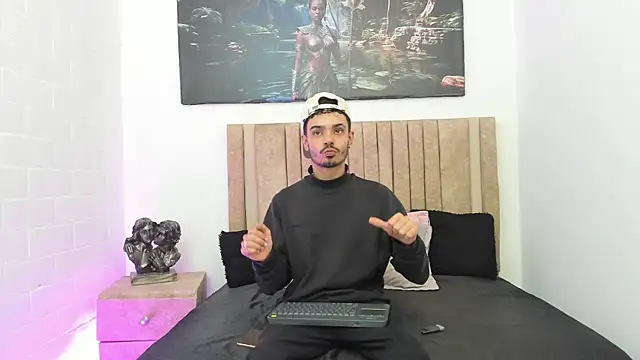 Timothe Evans online show from 4, 11, 2025