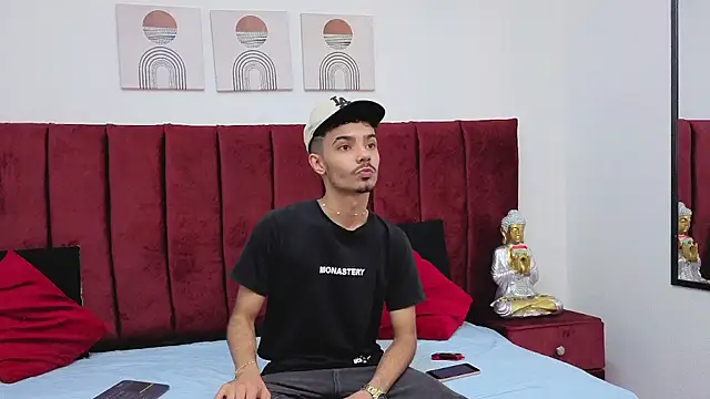 Timothe Evans online show from 6, 10, 2025