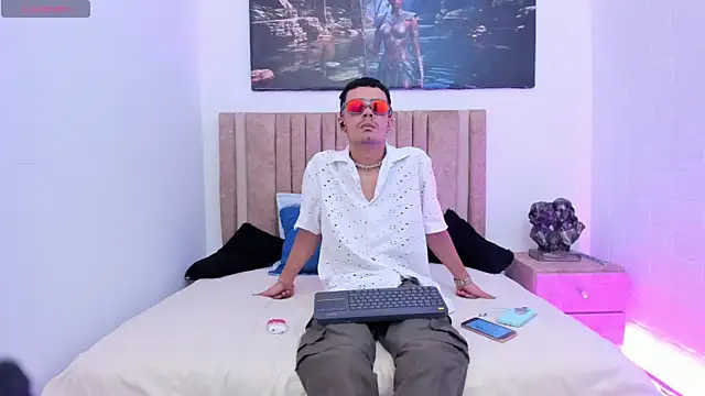 Timothe Evans online show from 18, 11, 2025