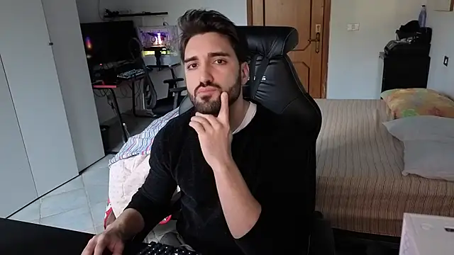 Al3xox02 online show from 12, 2, 2026