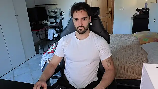 Al3xox02 online show from 21, 2, 2026