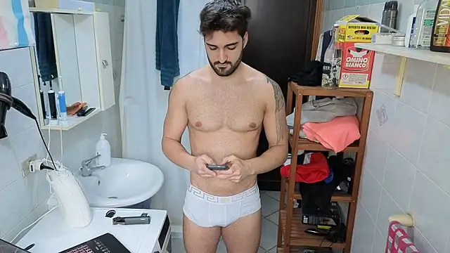 Al3xox02 online show from 20, 2, 2026