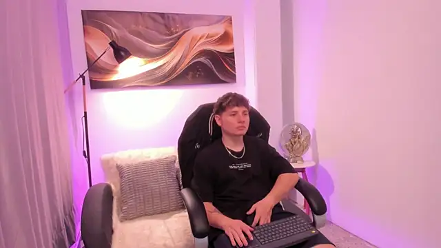 Leoo Miller online show from 7, 11, 2025