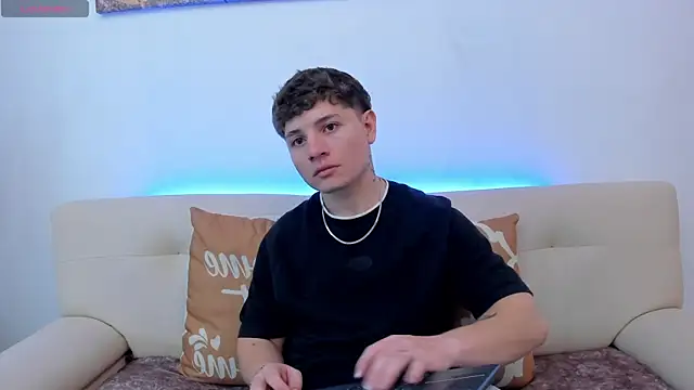 Leoo Miller online show from 1, 11, 2025