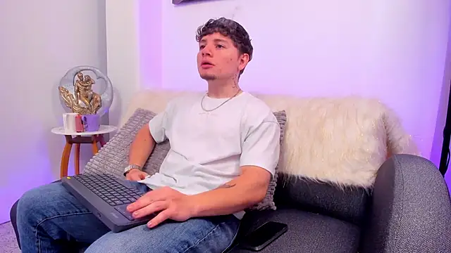 Leoo Miller online show from 30, 11, 2025