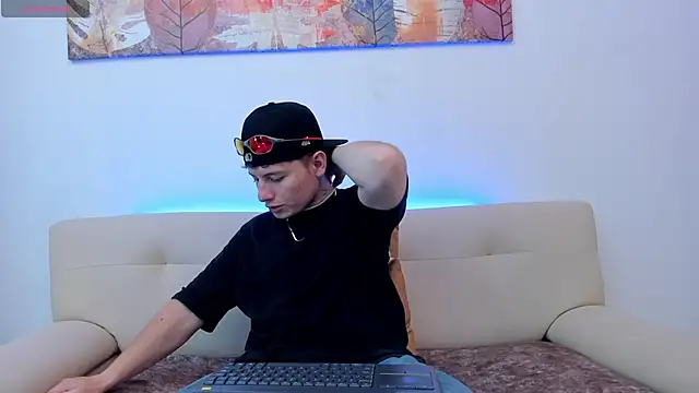 Leoo Miller online show from 23, 10, 2025