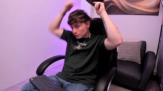 Leoo Miller online show from 14, 11, 2025