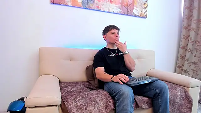 Leoo Miller online show from 7, 10, 2025