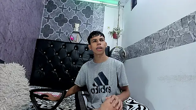 sexyboys cutex18 online show from 24, 3, 2026