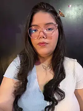 GabrielleMarsh1 online show from 5, 12, 2025