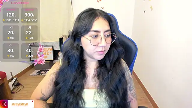 LoveLyy- online show from 7, 4, 2026