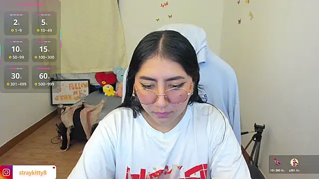 LoveLyy- online show from 7, 10, 2025