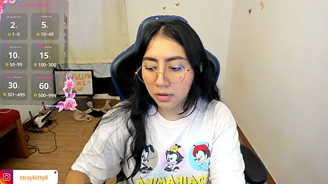 LoveLyy- online show from 6, 2, 2026