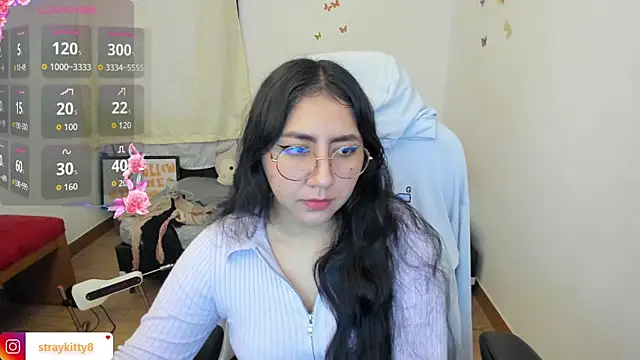 LoveLyy- online show from 7, 11, 2025