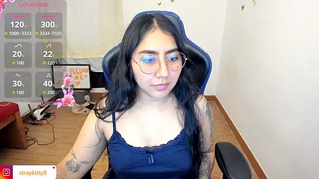 LoveLyy- online show from 7, 2, 2026