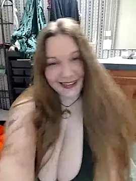 AugustRayn online show from 18, 3, 2026