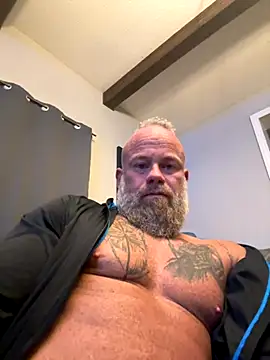 Snapshot of Muscledick40 chatting on 11, 11, 2025 Muscledick40 online show from 11, 11, 2025