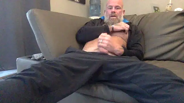 Snapshot of Muscledick40 chatting on 16, 2, 2026 Muscledick40 online show from 16, 2, 2026