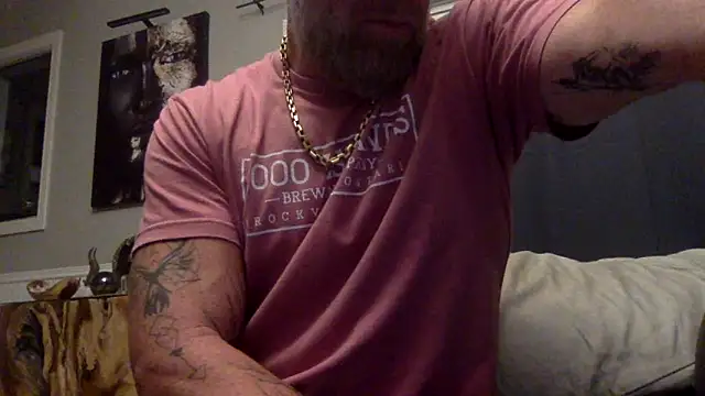 Snapshot of Muscledick40 chatting on 28, 2, 2026 Muscledick40 online show from 28, 2, 2026