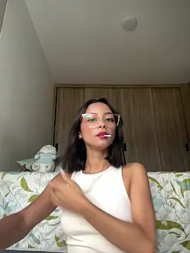 lena martinn online show from 14, 5, 2026