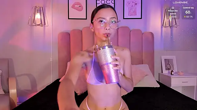lena martinn online show from 25, 5, 2026