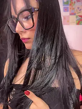 AlannaDollx online show from 17, 4, 2026