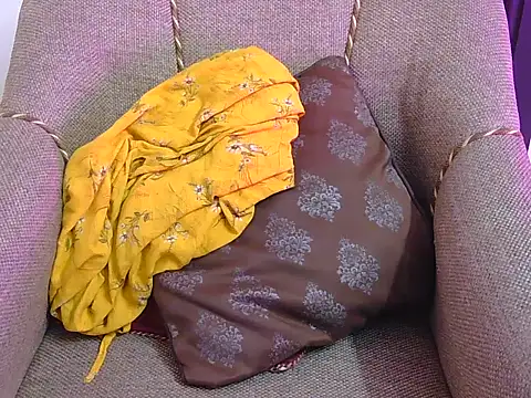 cute zaraa online show from 20, 12, 2025