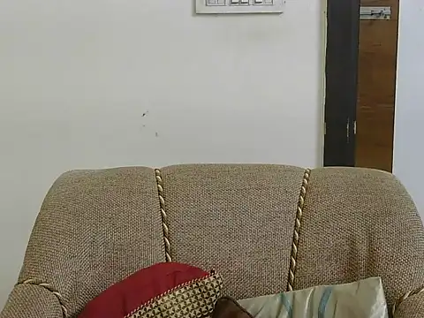 cute zaraa online show from 9, 11, 2025