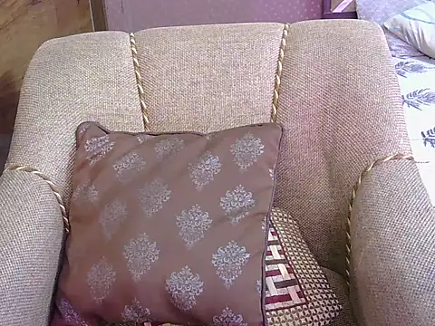 cute zaraa online show from 18, 12, 2025