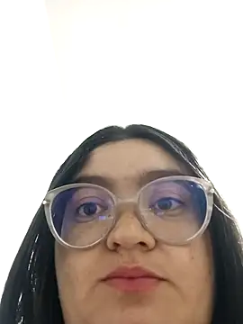 Mia glow  online show from 7, 1, 2026