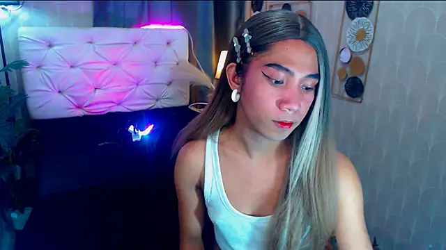 Seductive nathalie online show from 21, 10, 2025