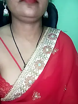 Snapshot of Rashmi_011 chatting on 16, 11, 2025 Rashmi 011 online show from 16, 11, 2025