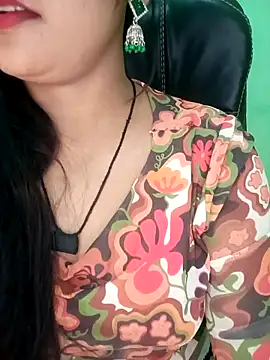 Snapshot of Rashmi_011 chatting on 28, 11, 2025 Rashmi 011 online show from 28, 11, 2025