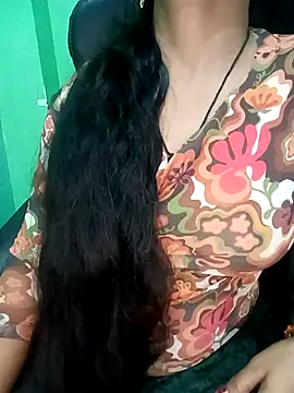 Snapshot of Rashmi_011 chatting on 10, 10, 2025 Rashmi 011 online show from 10, 10, 2025