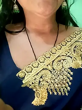 Snapshot of Rashmi_011 chatting on 24, 11, 2025 Rashmi 011 online show from 24, 11, 2025