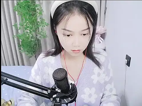 mili0923 online show from 18, 11, 2025