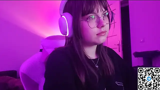 KristiBloom online show from 14, 12, 2025