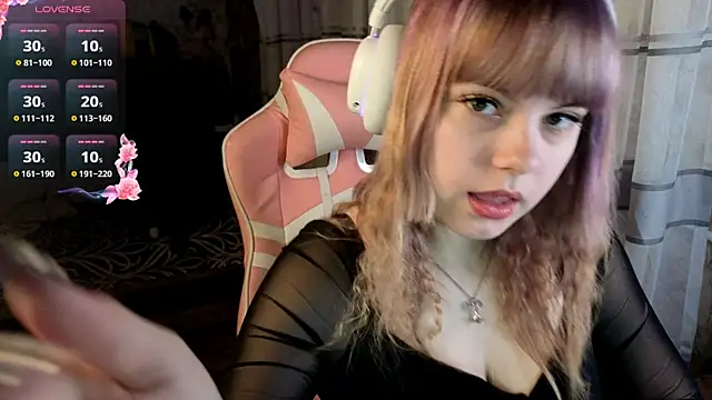 KristiBloom online show from 25, 3, 2026