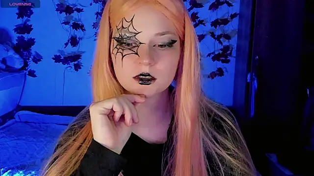 HoneyDazzle online show from 19, 10, 2025