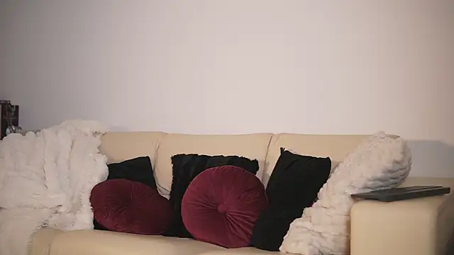 Snapshot of GiaInked chatting on 19, 3, 2026 GiaInked online show from 19, 3, 2026