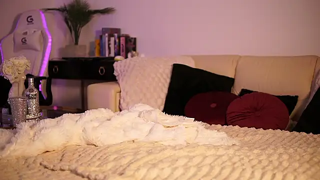 Snapshot of GiaInked chatting on 2, 3, 2026 GiaInked online show from 2, 3, 2026