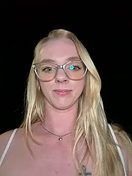 LinaLeana online show from 11, 7, 2026