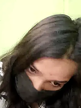 Beautiful Eye online show from 23, 11, 2025