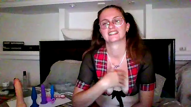 xcrazzycat online show from 14, 10, 2025